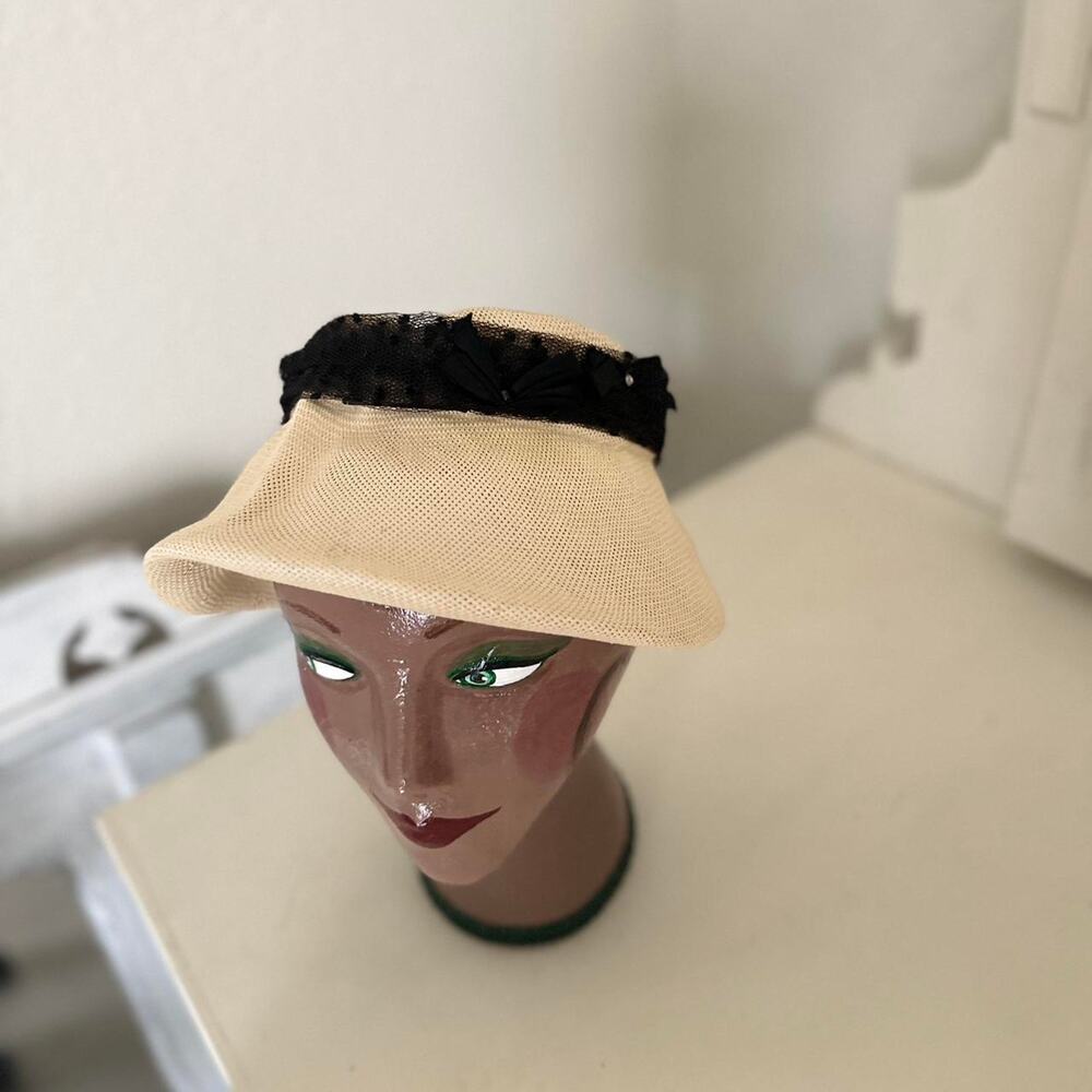Vintage Women’s Cream Mesh Hat with Black Net Trim Bows